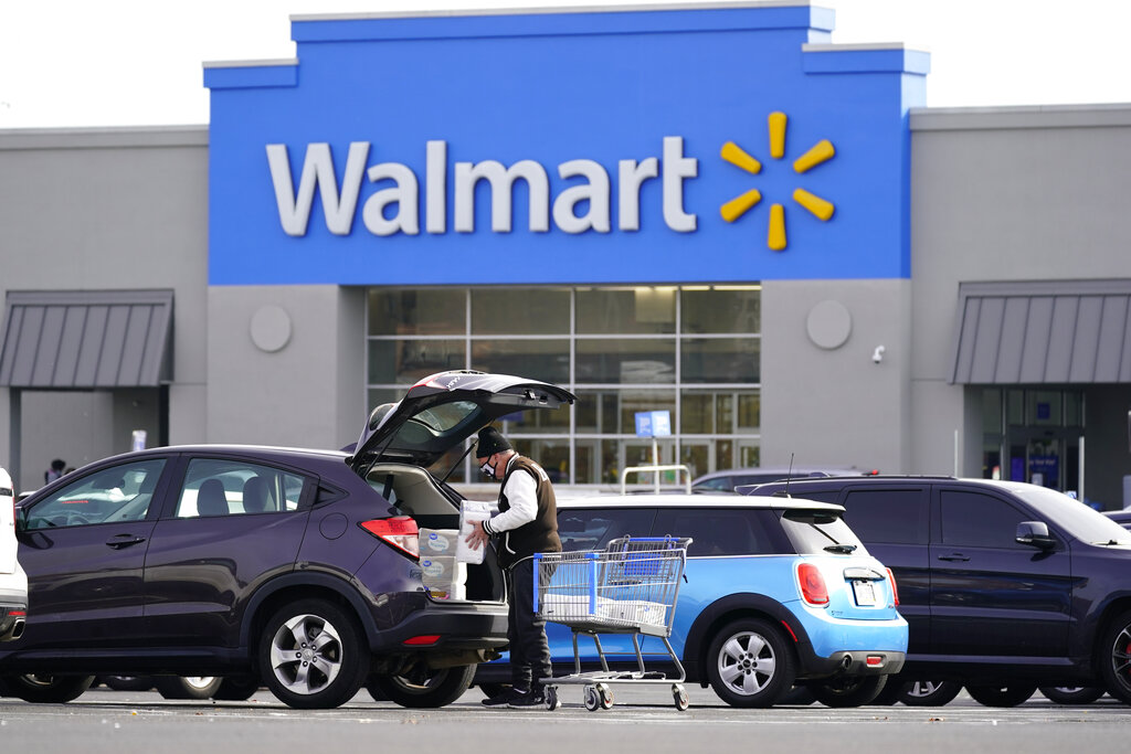 Walmart expands health services to doulas