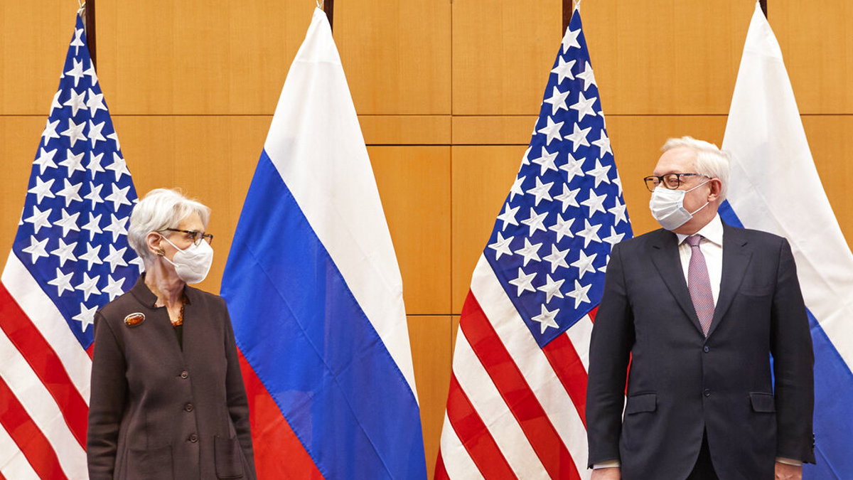 Russia won't rule out military deployment to Cuba, Venezuela - Vimarsana News
