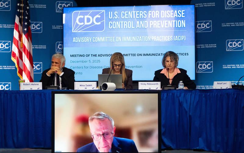 US vaccine advisers say not all babies need a hepatitis B shot at birth