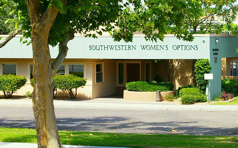 Warning: Abortion clinics in NM a risky option