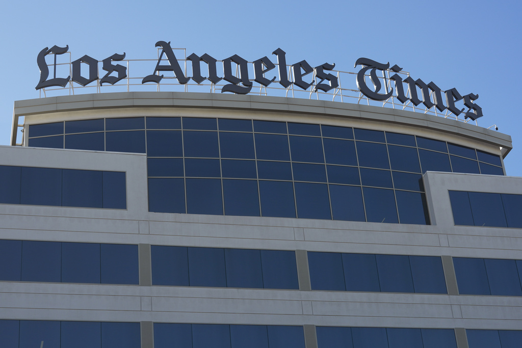 Journalist revolt at L.A. Times builds over refusal to endorse Harris