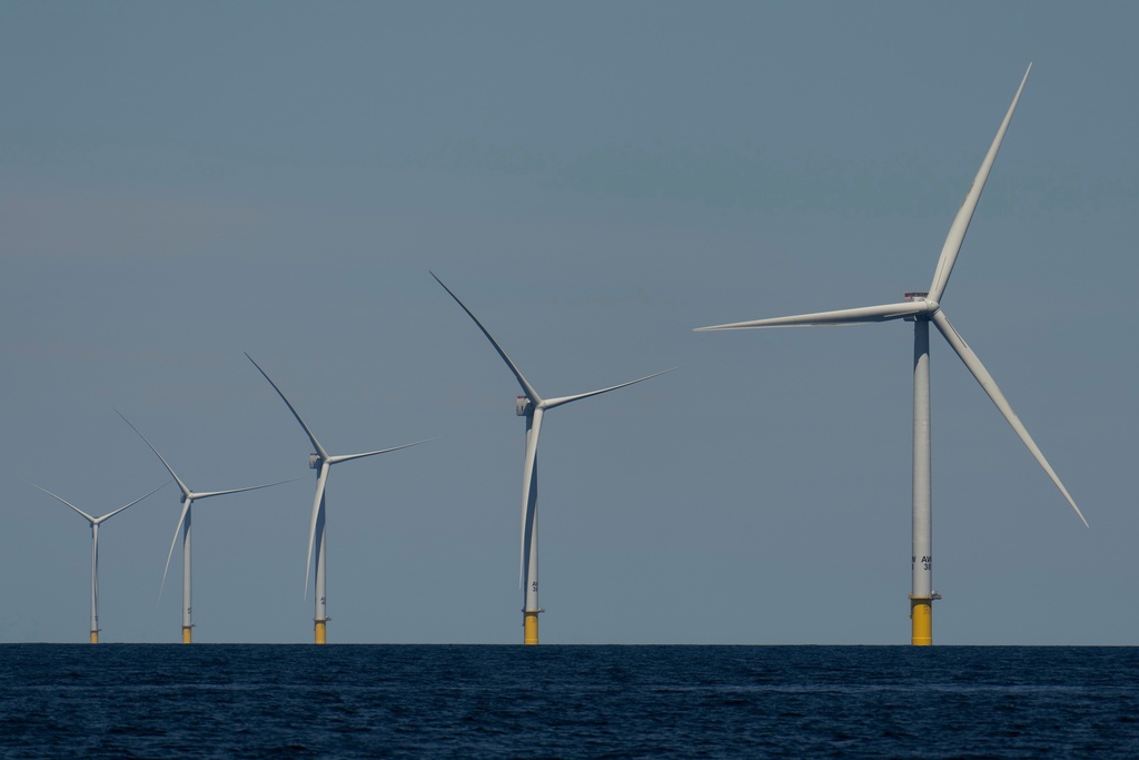 Trump administration pauses 5 East Coast offshore wind projects