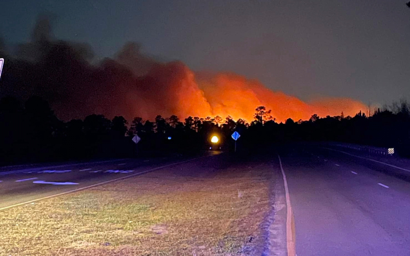 Crews battle wildfires in North and South Carolina amid dry conditions and gusty winds