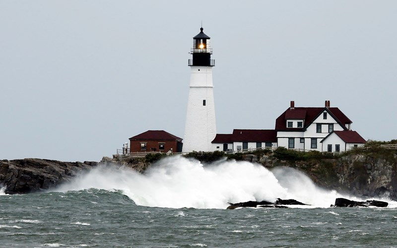 Atlantic storm Lee makes landfall in Nova Scotia, Canada with winds of 70 miles per hour