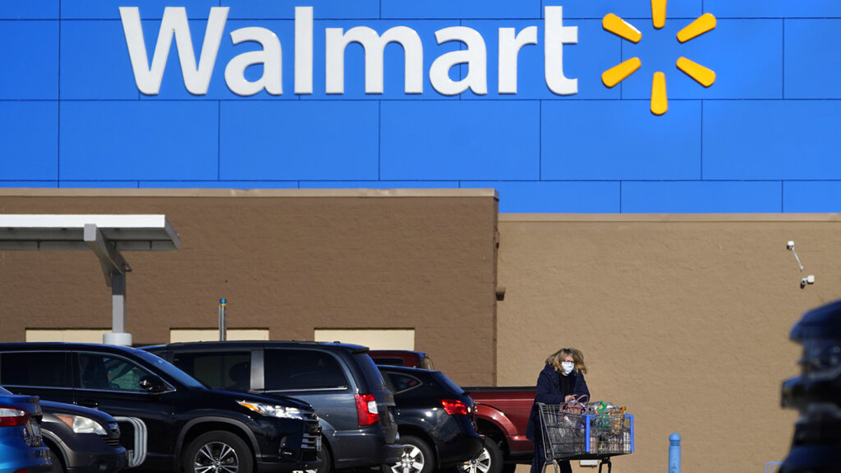 America's richest family's unsavory investments - Vimarsana News