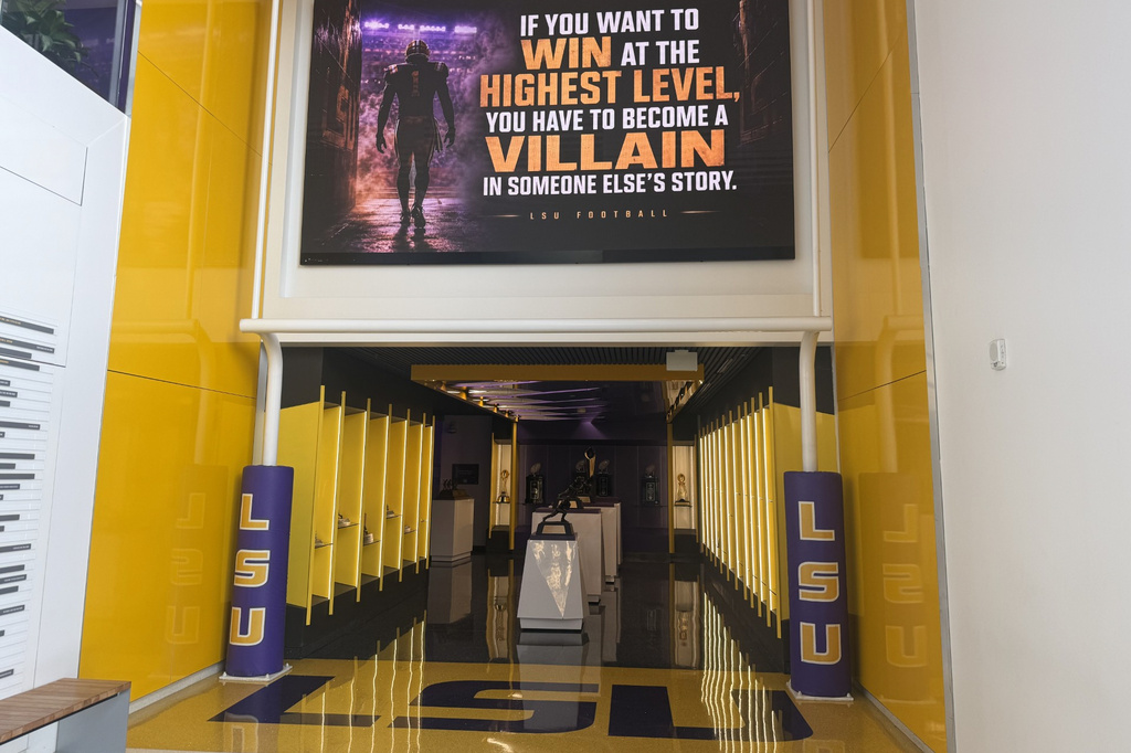 Louisiana judge clears path for former NFL players to join LSU roster