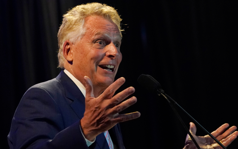 McAuliffe making Dems uneasy in bid for second term