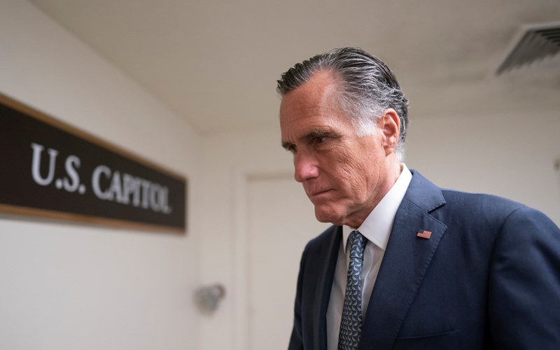 Conservatives not shedding tears over Romney's departure
