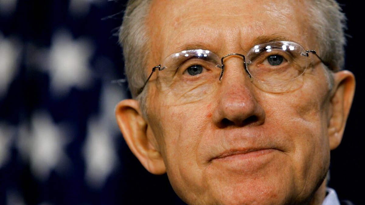 Former Senate Majority Leader, Harry Reid, passes at 82 - Vimarsana News