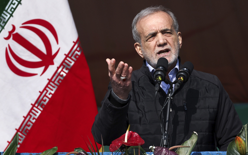 Trump says he's hopeful U.S. can strike a deal with Iran to avoid military action