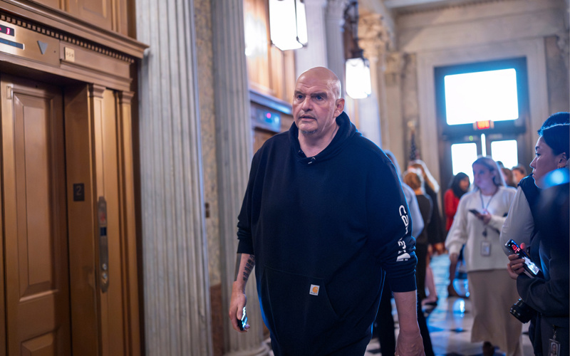 Senate Republicans defeat Democrat effort to halt war against Iran