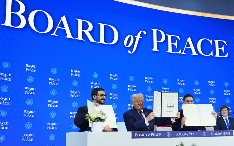 Trump rolls out his Board of Peace at Davos