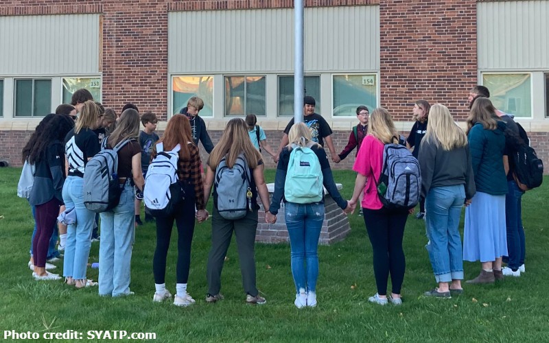 'Symphony of prayer' for America's schools and their students