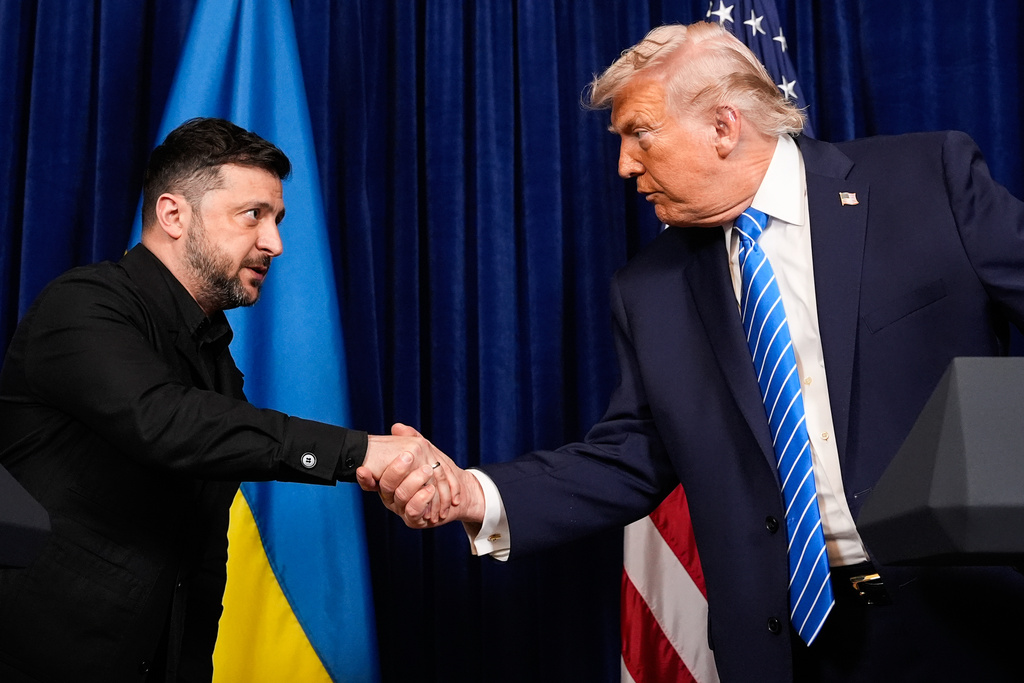 Trump says Ukraine and Russia are 'closer than ever' to peace after talks with Zelenskyy