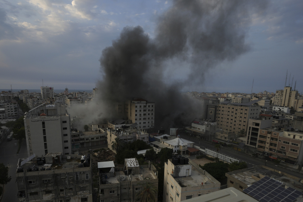 Despite calls for ceasefire, 'stand down' clearly not part of Israel's plan