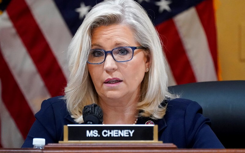 Cheney spoiling for fight but poll calls her potential spoiler