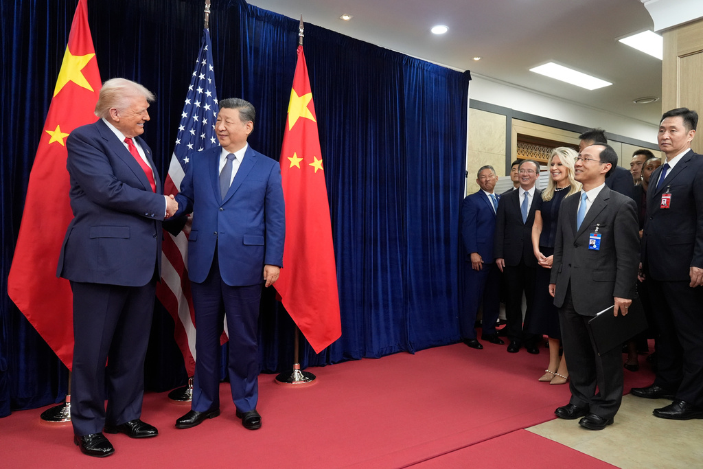 Trump, Xi spoke on phone Monday to discuss trade, Taiwan and Ukraine