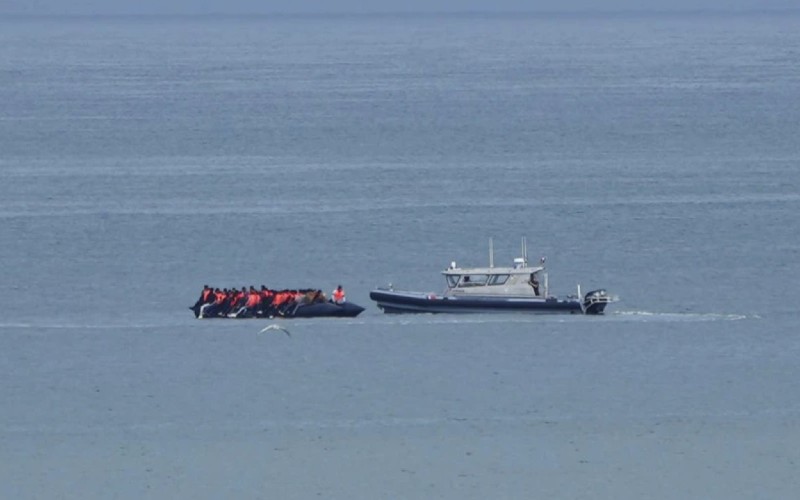 Duerr glad to see movement on long-ignored crisis of English Channel immigrant crossings