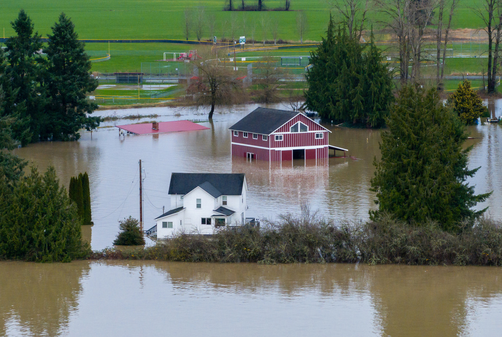 Houses washed away and families stranded in wake of historic flooding in Washington state
