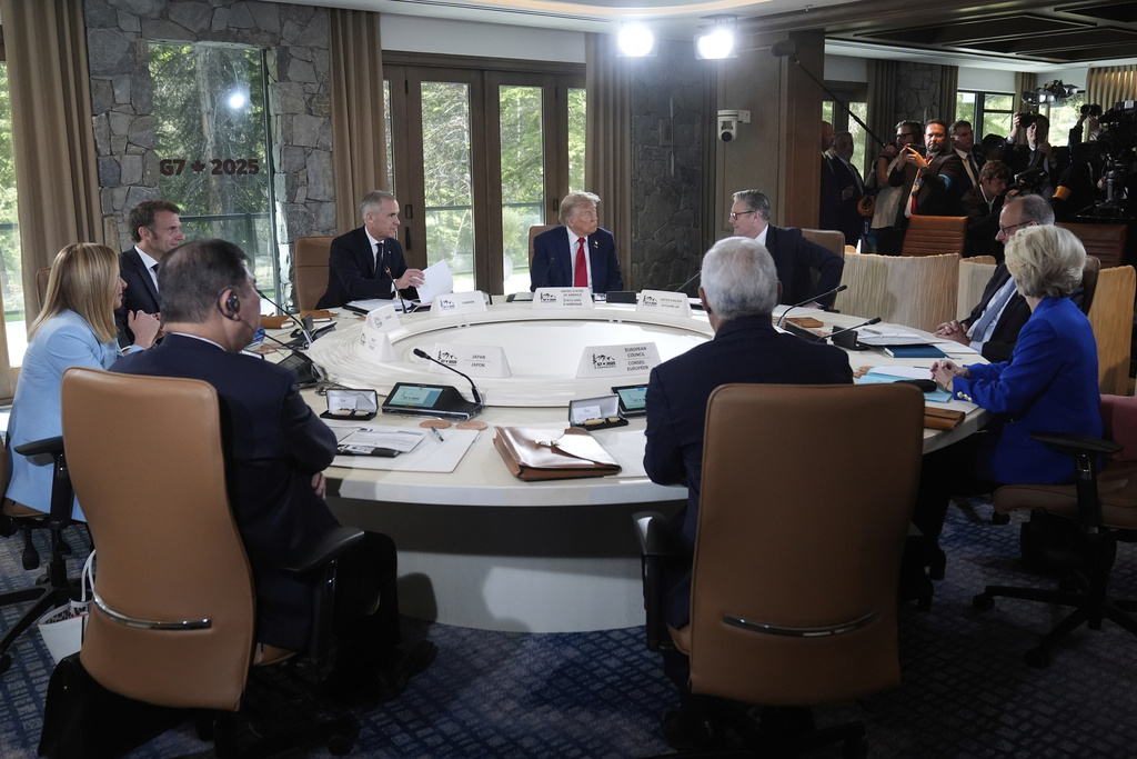 G7 leaders want to contain the Israel-Iran conflict, as Trump calls for talks between the countries